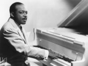 À tout seigneur tout honneur