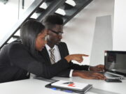 Des jeunes africains défient les géants