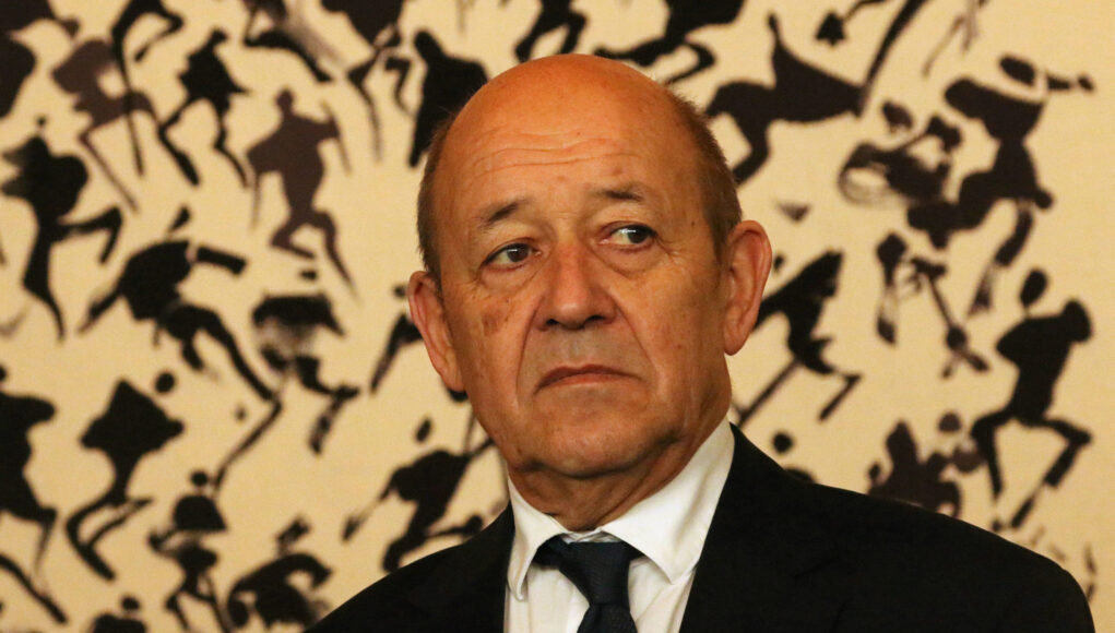 jean-yvjcvhbes-le-drian_0