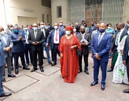 RDC : Une femme caissière de l’État !